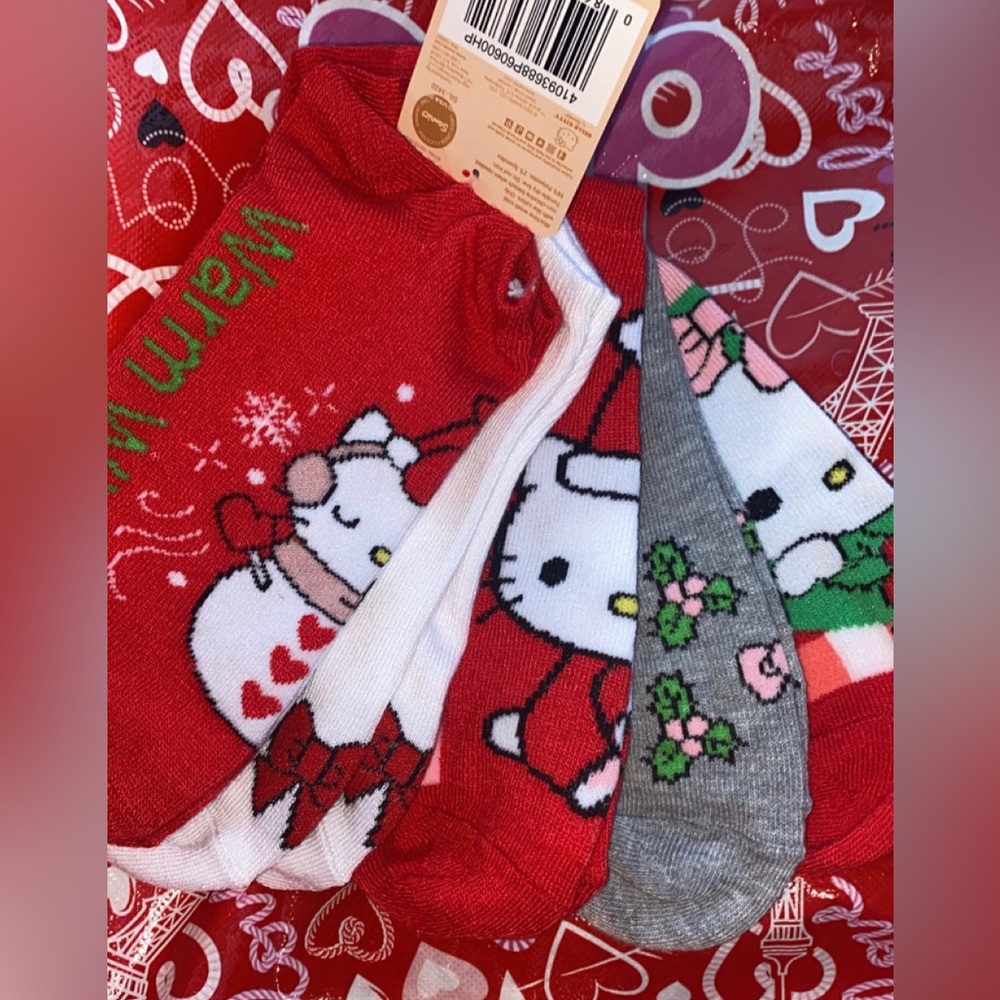 Hello kitty socks - Picture 1 of 2